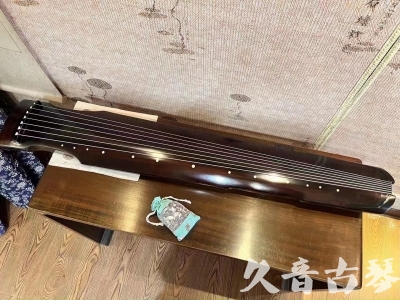 晋中市●久音古琴  ●今日推荐  [高级演奏仲尼式]